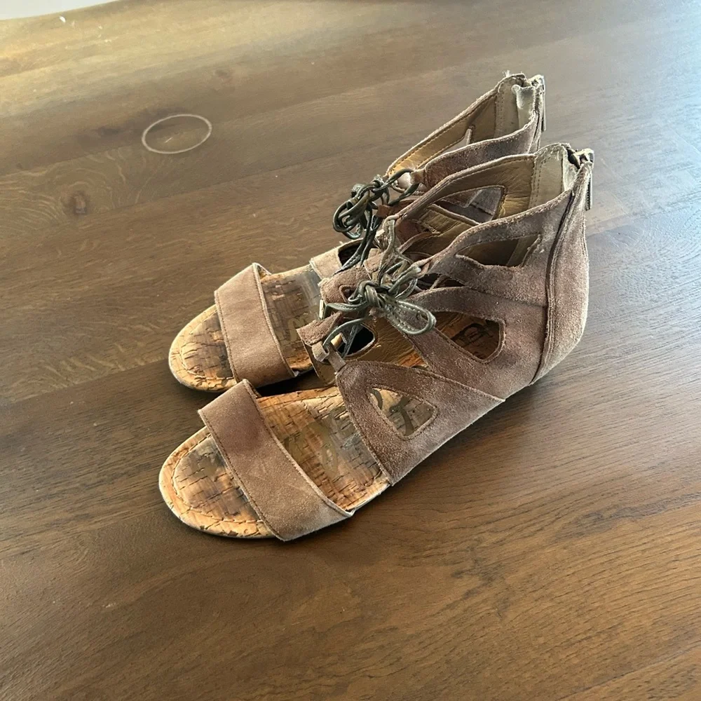 Sam Edelman moss green dean caged sandals lace up zipper back closure